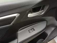 Honda FIT HYBRID L PACKAGE - U8254