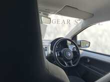 Volkswagen Up High Up - U8255