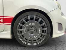 ABARTH 595C TOURISMO - U8258