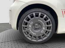 ABARTH 595C TOURISMO - U8258