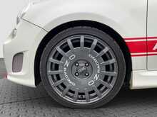 ABARTH 595C TOURISMO - U8258