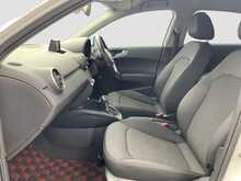 Audi A1 SPORTBACK - U8259
