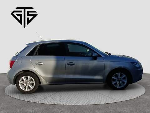 Audi A1 1.3 i-VTEC EX Hatchback 5dr Petrol Manual Euro 6 (s/s) (102 ps)