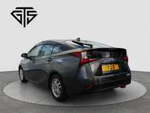 Toyota Prius S - U8268