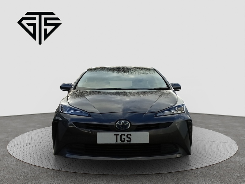 Toyota Prius S - U8268