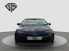 Toyota Prius S - U8268