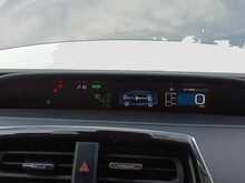 Toyota Prius S - U8268