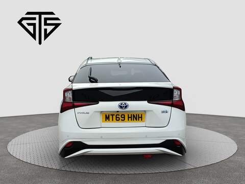 A Touring-Selection 1.8 5dr Hatchback Automatic Petrol Hybrid