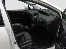 Toyota Prius A Touring-Selection - U8269