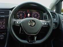 Volkswagen Golf TSI HighLine Tech-Edition - U8271
