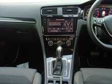 Volkswagen Golf TSI HighLine Tech-Edition - U8271