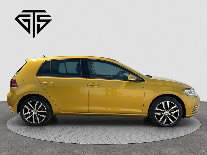 Volkswagen Golf TSI HighLine Tech-Edition - U8271
