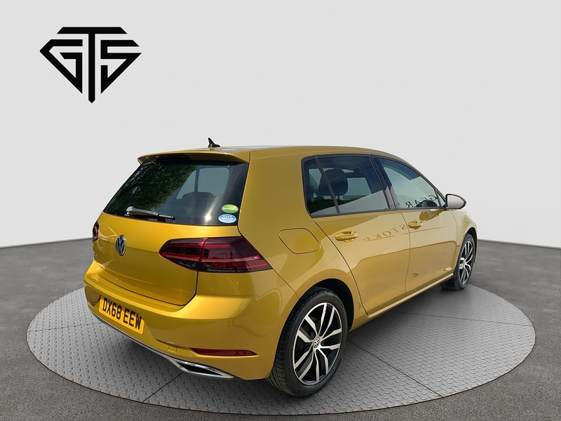 Volkswagen Golf TSI HighLine Tech-Edition - U8271