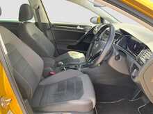 Volkswagen Golf TSI HighLine Tech-Edition - U8271