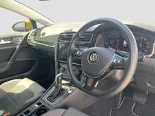 Volkswagen Golf TSI HighLine Tech-Edition - U8271
