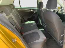 Volkswagen Golf TSI HighLine Tech-Edition - U8271