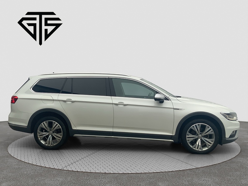 Volkswagen Passat Alltrack Tdi 4Motion Dsg - U8274