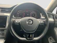 Volkswagen Passat Alltrack Tdi 4Motion Dsg - U8274