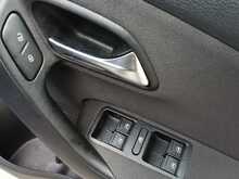 Volkswagen Polo TSI - U8282