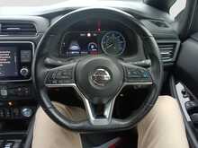 Nissan Leaf Tekna - U8284