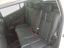 Nissan Leaf Tekna - U8284