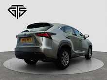 Lexus NX 300h S - U8297