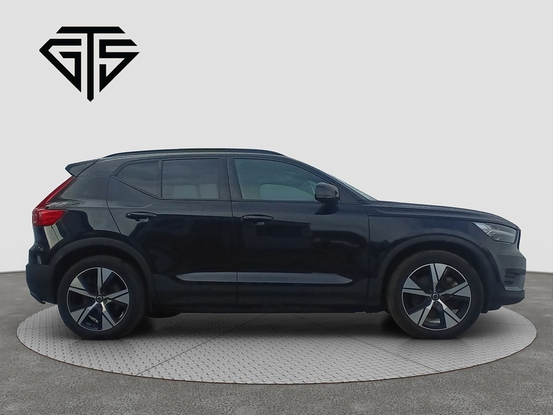 Volvo XC40  - U8311