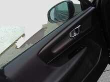 Volvo XC40  - U8311