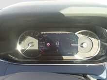 Land Rover Range Rover Evoque P300e R-Dynamic S - U8313