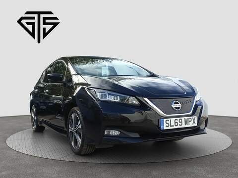 Nissan Leaf 40kWh N-Connecta Hatchback 5dr Electric Auto (150 ps)