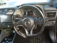 Nissan Leaf Tekna - U8314
