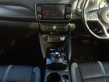 Nissan Leaf Tekna - U8314