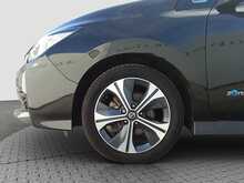 Nissan Leaf Tekna - U8314