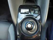 Nissan Leaf Tekna - U8314