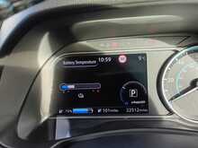 Nissan Leaf Tekna - U8314