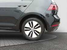 Volkswagen e-Golf e-Golf - U8315