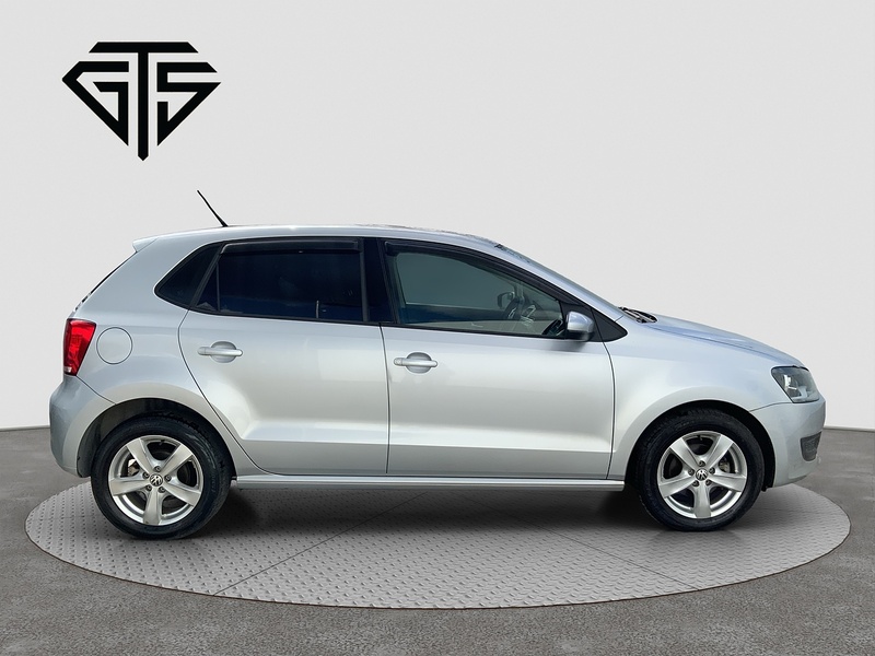 Volkswagen Polo  - U8320