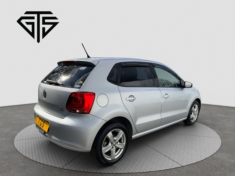 Volkswagen Polo  - U8320