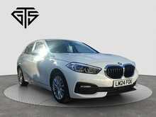 BMW 1 Series 118i SE - U8326