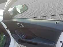 BMW 1 Series 118i SE - U8326