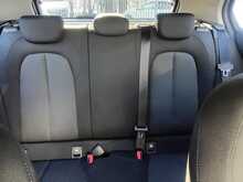 BMW 1 Series 118i SE - U8326