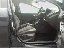 Ford Focus Zetec - U8330