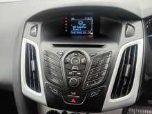 Ford Focus Zetec - U8330