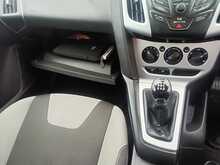 Ford Focus Zetec - U8330