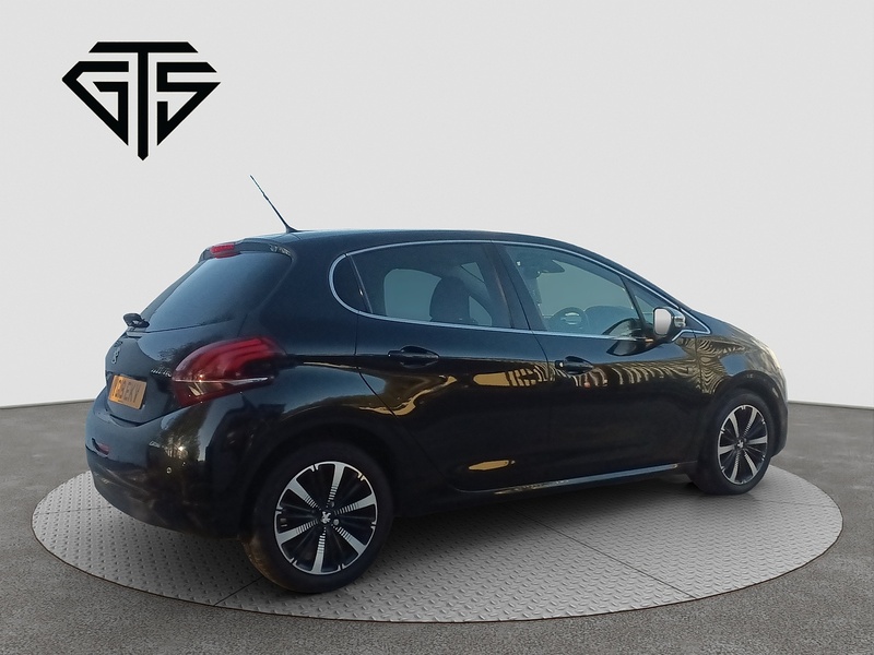 Peugeot 208 PureTech Tech Edition - U8333