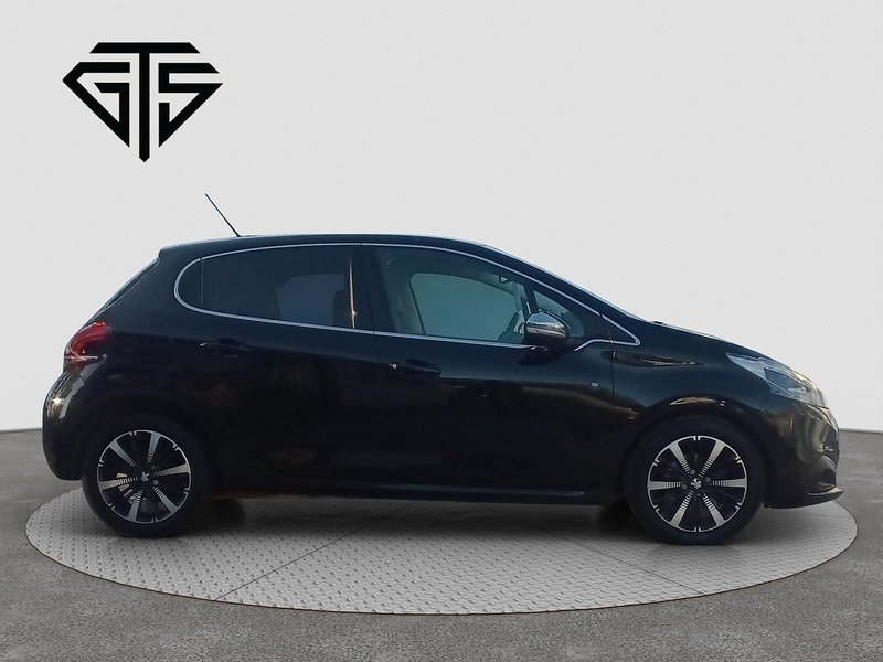 Peugeot 208 PureTech Tech Edition - U8333