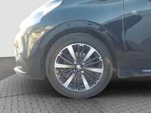 Peugeot 208 PureTech Tech Edition - U8333