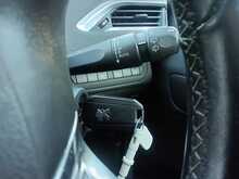 Peugeot 208 PureTech Tech Edition - U8333