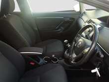 Toyota Verso D-4D Icon - U8335