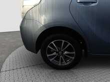 Toyota Verso D-4D Icon - U8335